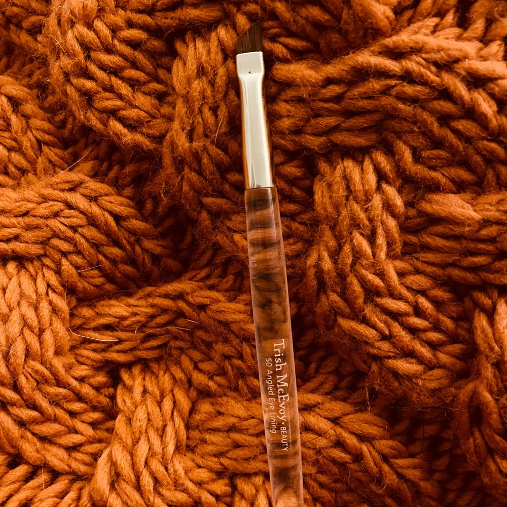 Trish McEvoy 50 Angled Eye Liner Brush powder liquid gel liner brows